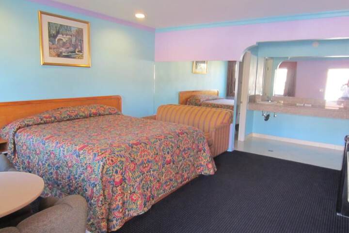 Room 22 of 26