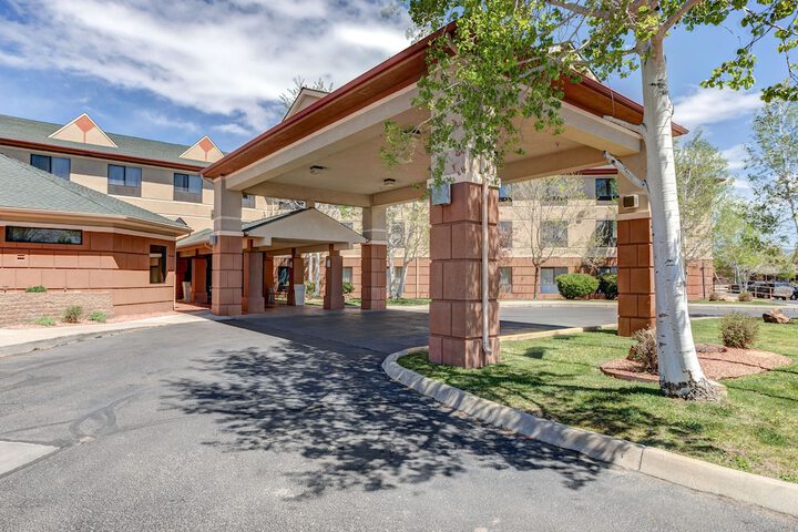 Hotel 3 of 42