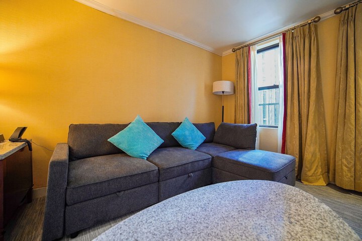 Room 45 of 83