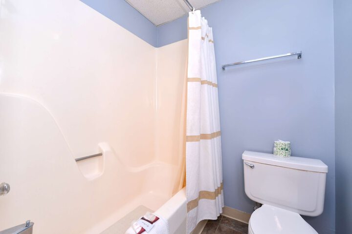 Room 14 of 24