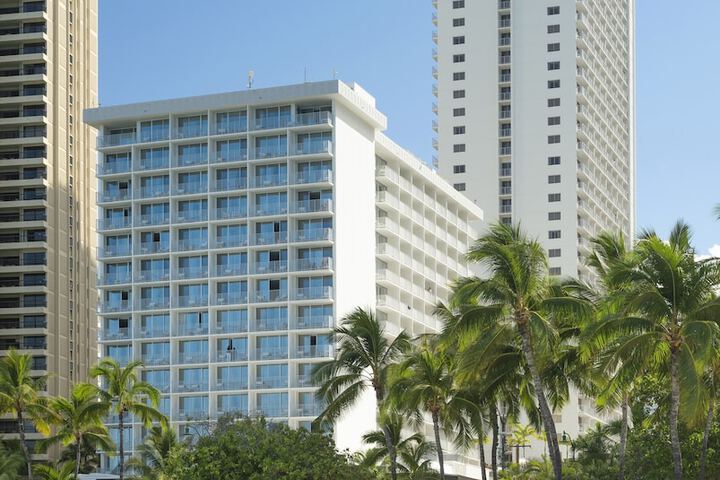 Alohilani Resort Waikiki Beach