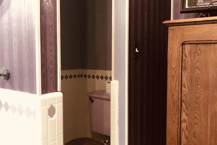 Room 31 of 62