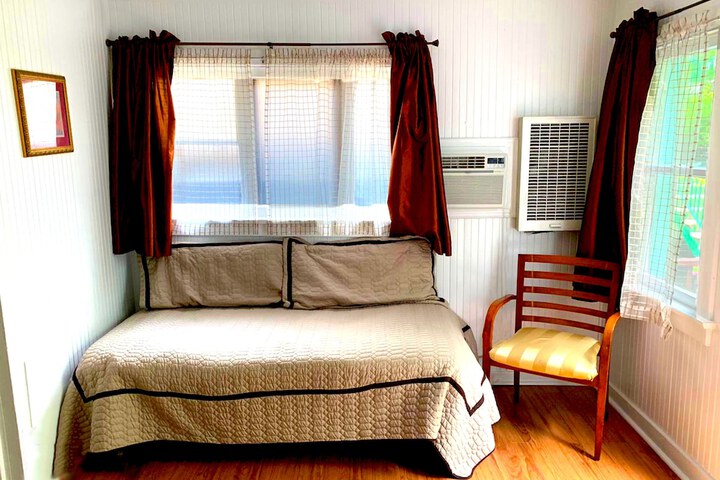 Room 97 of 135