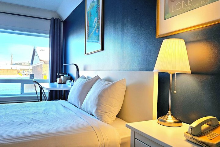 Cloud 9 Inn
