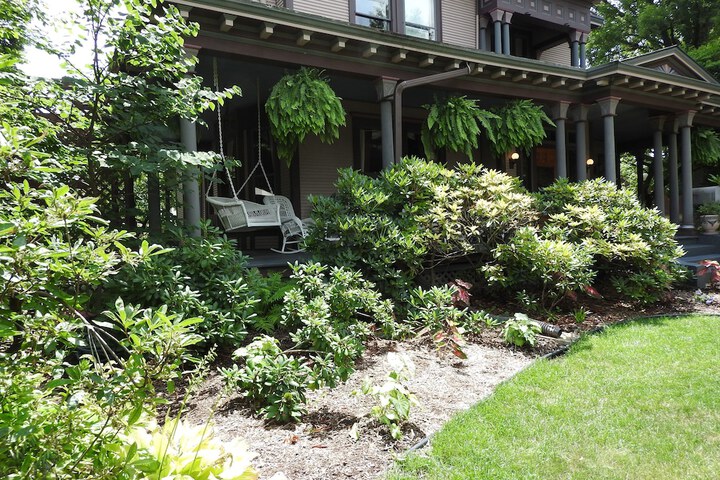 Champaign Garden Inn