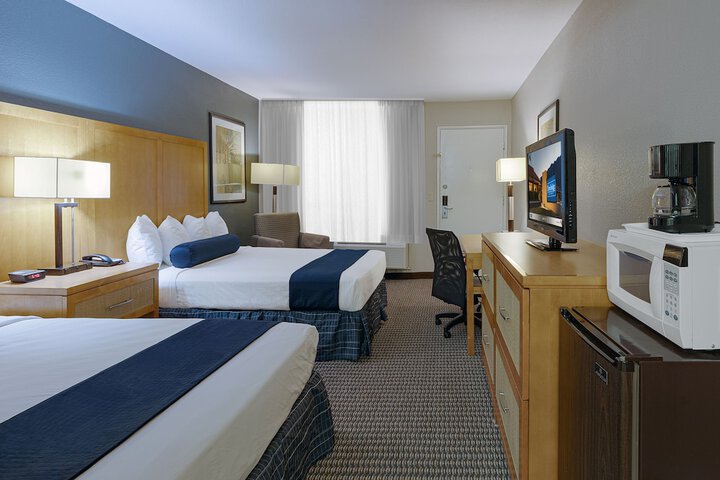 Room 27 of 29