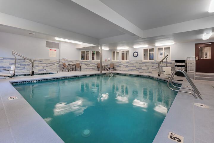 Pool 10 of 72