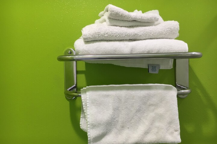 Room 10 of 20