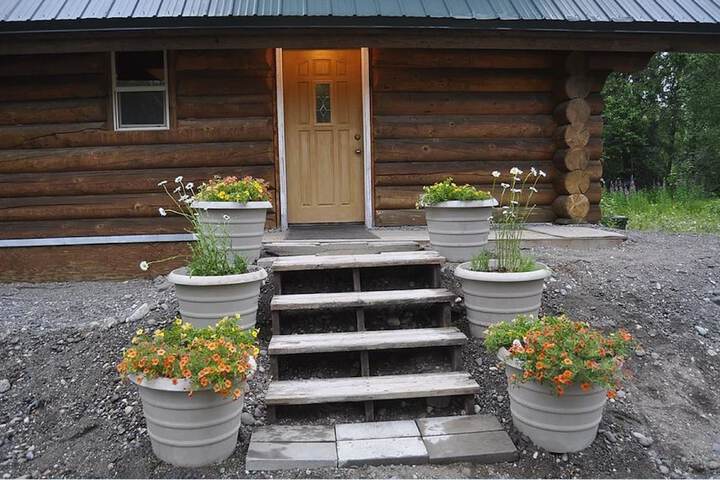 Daniels Lake Lodge B & B