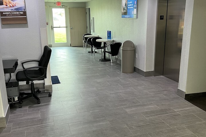 Business Center 39 of 40