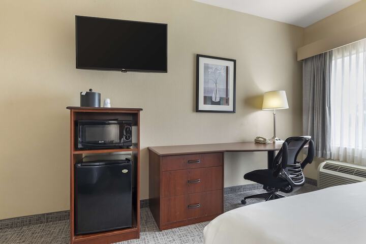 Best Western Franklin Town Center Hotel & Suites
