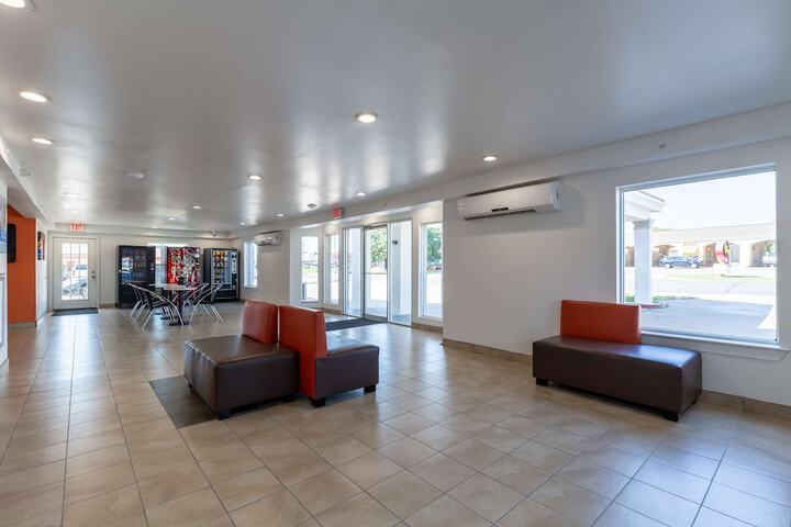 Motel 6 Bryan TX - University Area