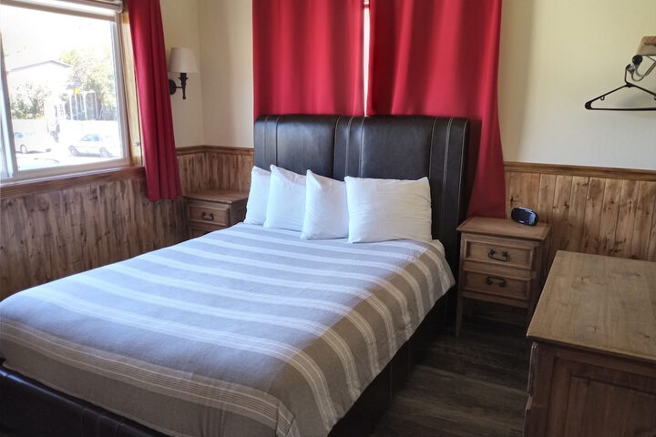 Room 30 of 81