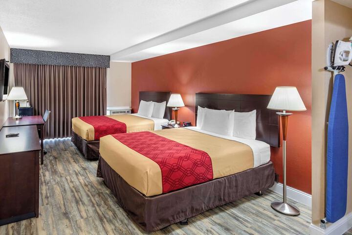 Room 34 of 50