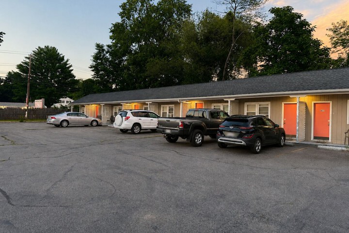 BEACHWAY MOTEL