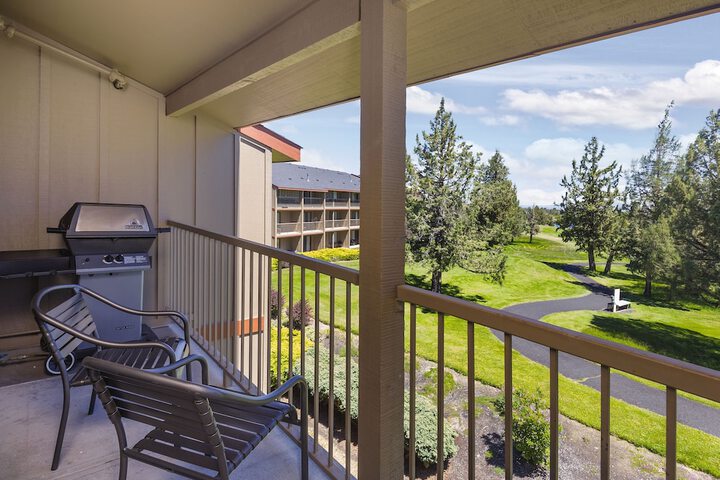 WorldMark Eagle Crest