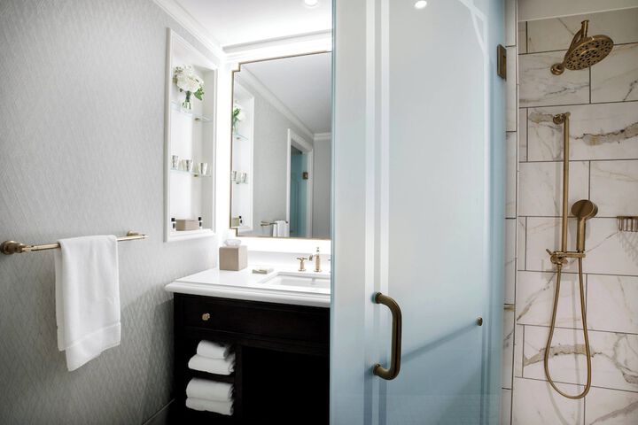 Hotel Carmichael Autograph Collection