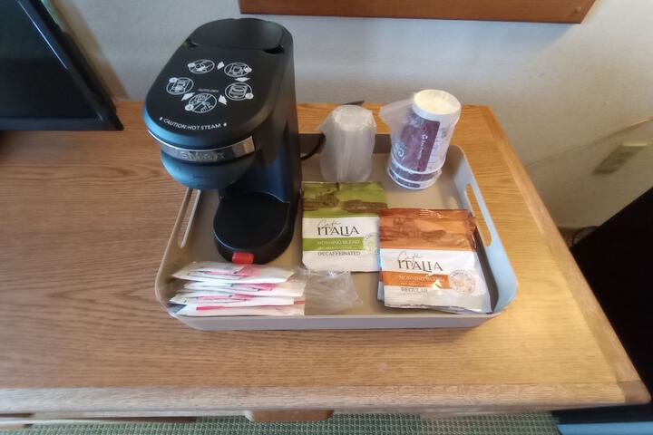 Breakfast/Coffee Service 23 of 33