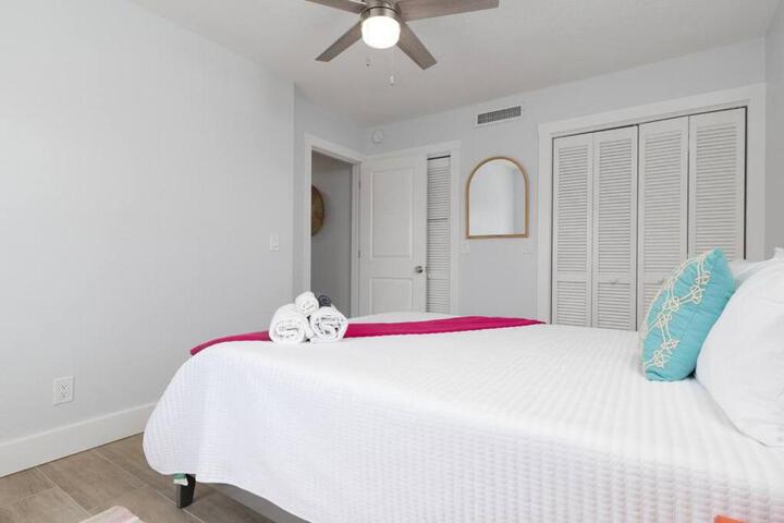 Be a Nomad - Margaret House - 2blks from the Bch