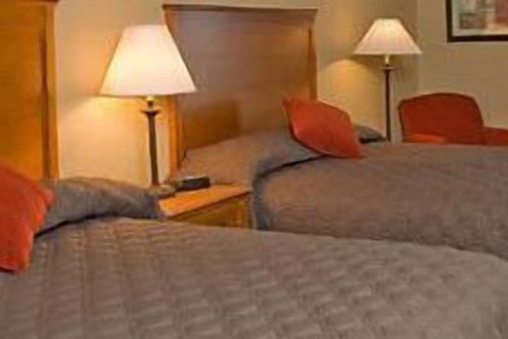 Room 9 of 16