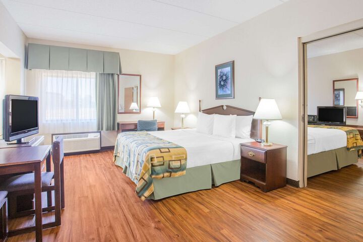 Room 18 of 26
