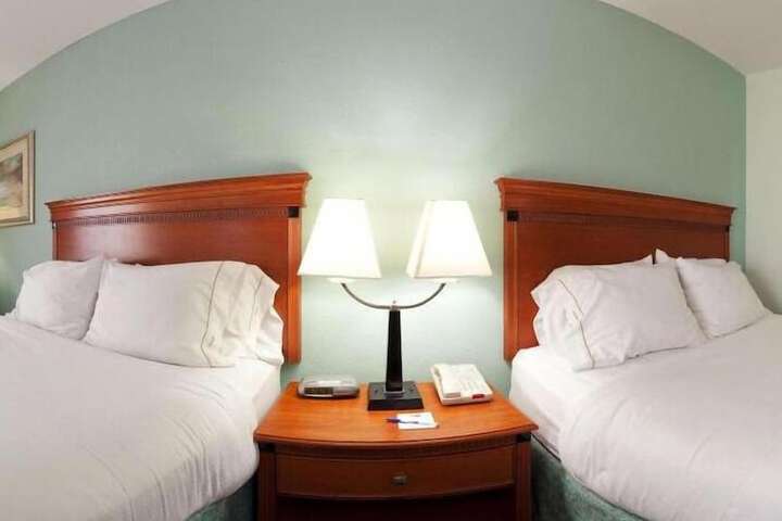Holiday Inn Express Hotel & Suites Lake Okeechobee by IHG