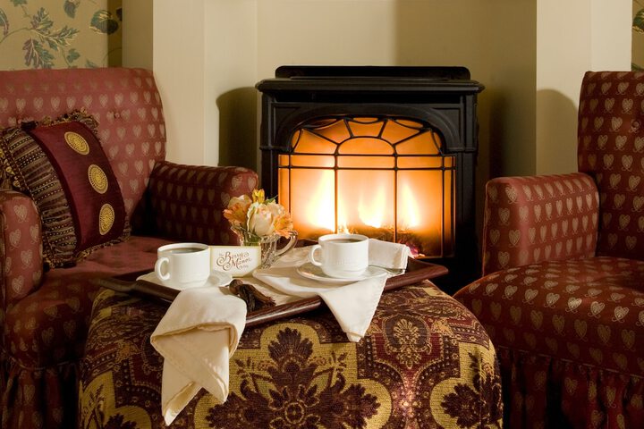 Berry Manor Inn