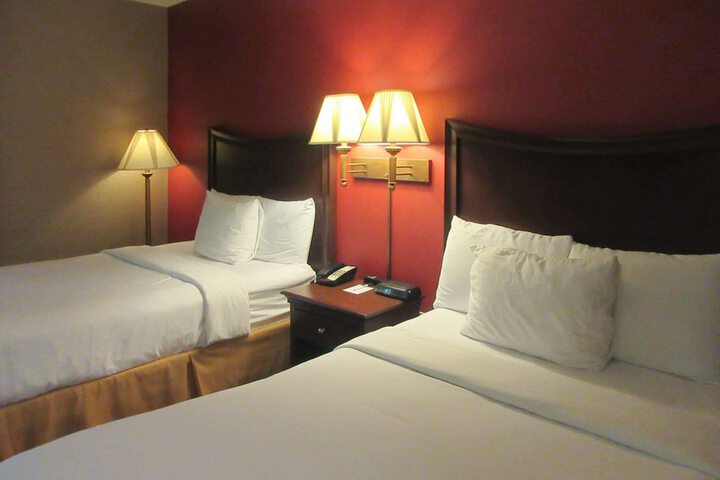 Room 4 of 14