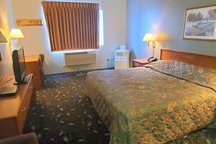 Room 21 of 32