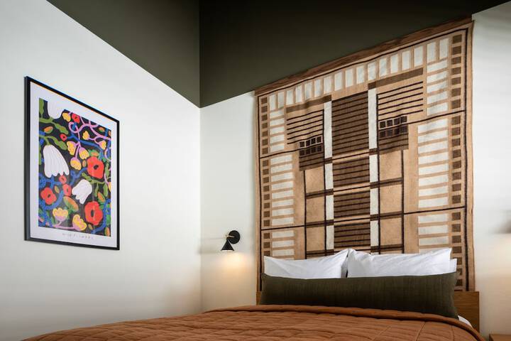 Room 14 of 41