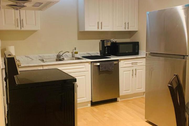 Finished 2 BR Apartment in an Upscale Area of Ajax