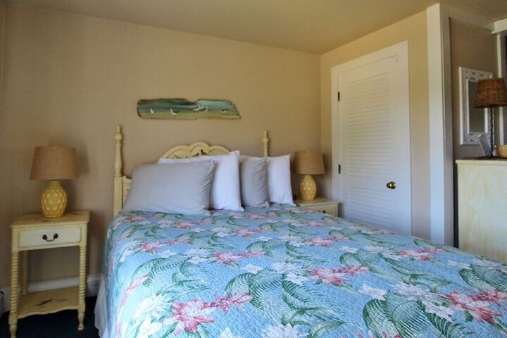 Room 77 of 142