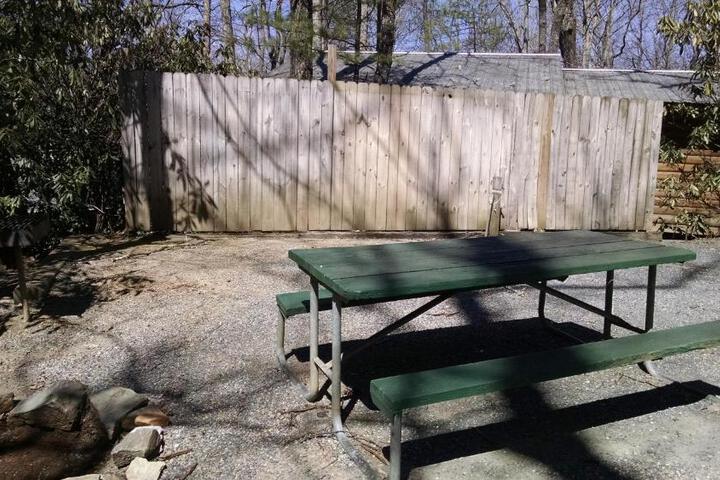 Linville Falls Campground RV Park, and Cabins