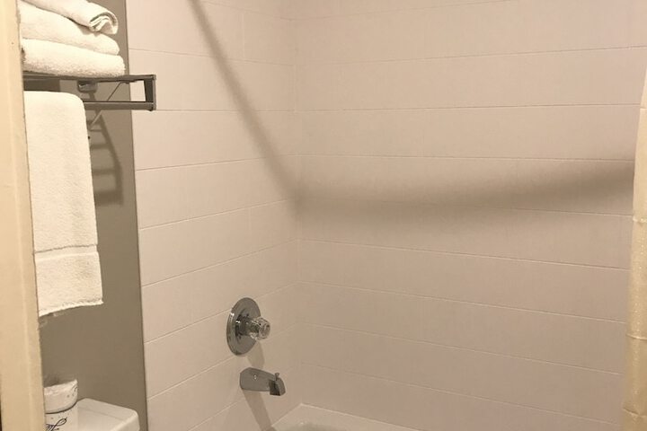 Room 56 of 68