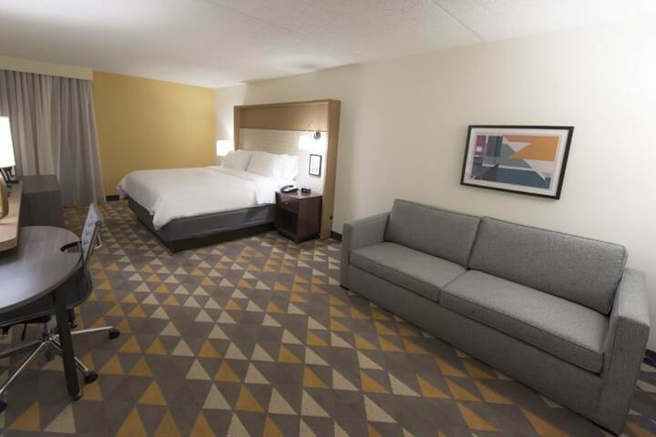 Room 29 of 61