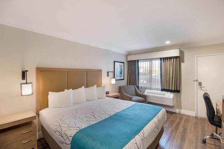 Room 20 of 36