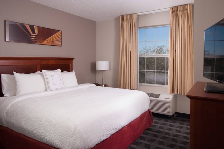 Room 19 of 29