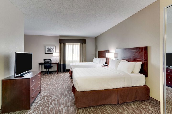 Best Western Plus University Inn & Suites