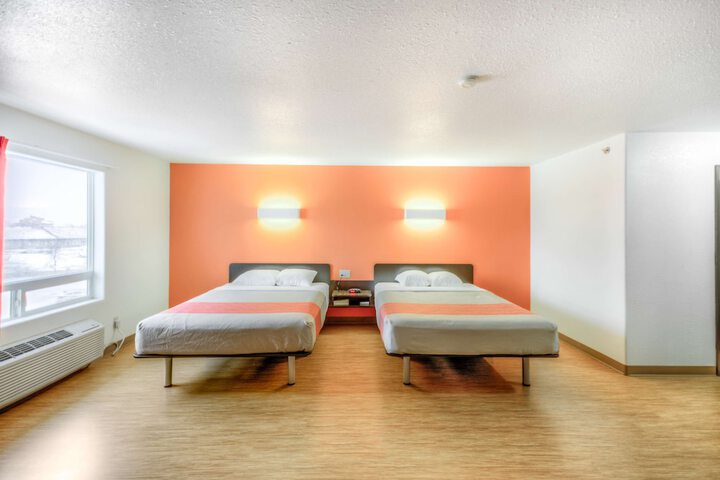 Room 45 of 93