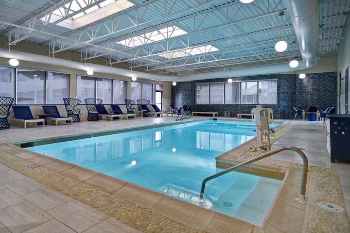 Pool 10 of 54
