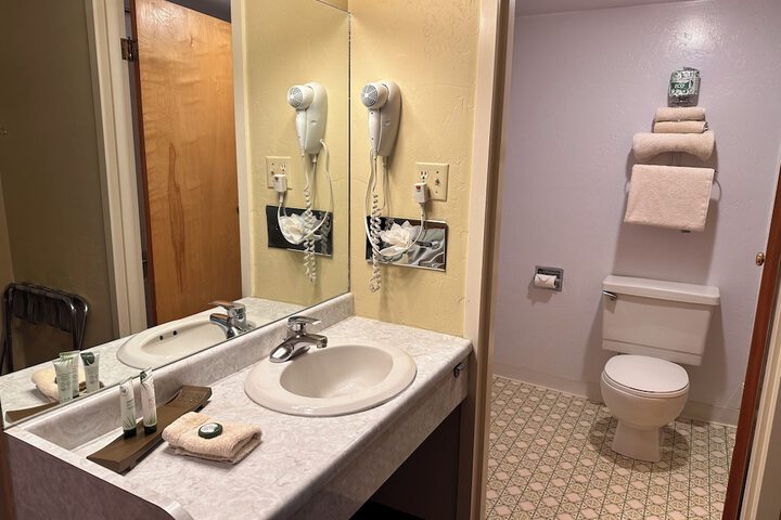 Gateway Lodge