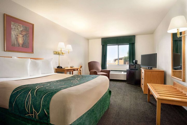 Room 14 of 19