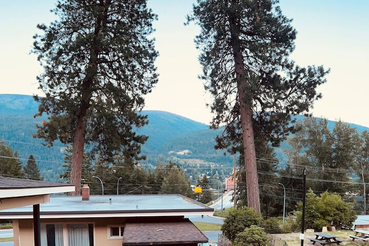 Hotel View 152 of 153