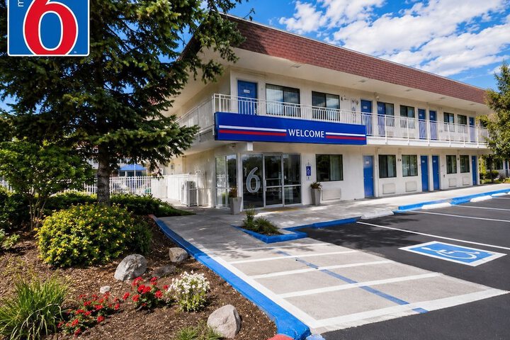Motel 6 Yreka CA