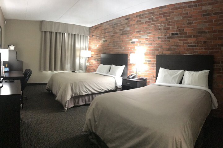 Room 21 of 28