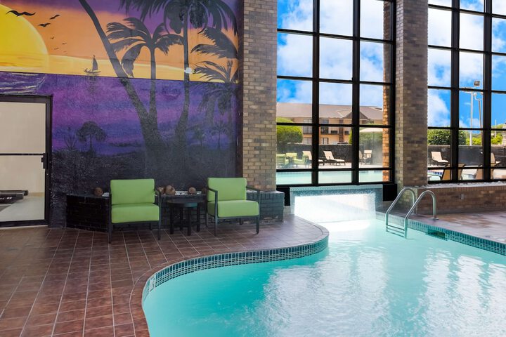 Pool 4 of 34