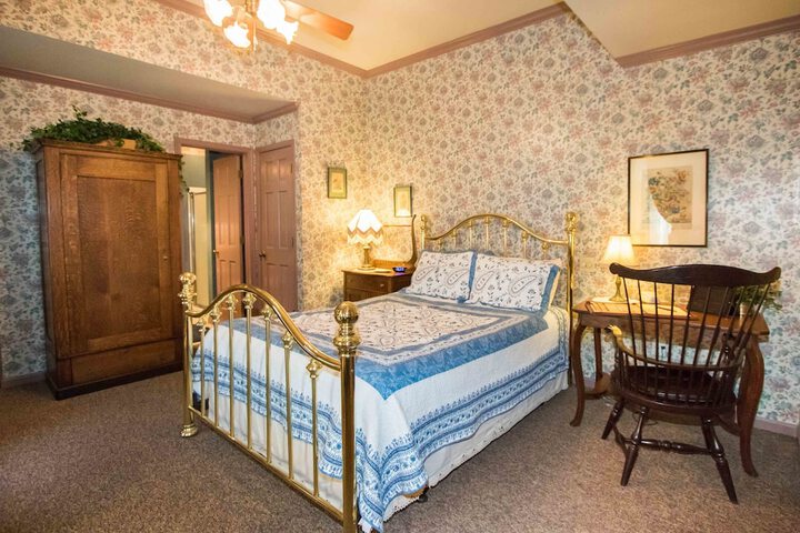 Room 10 of 54