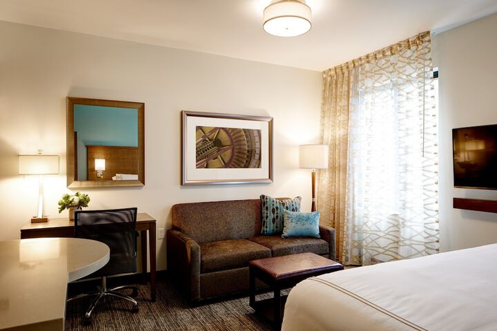 Room 30 of 67