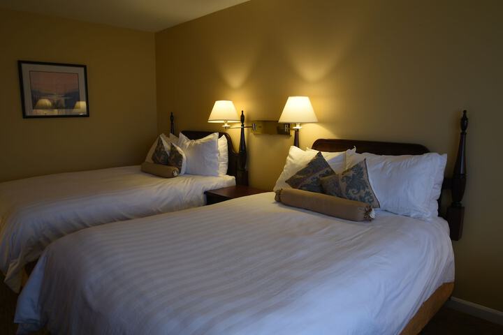 Pacific Inn