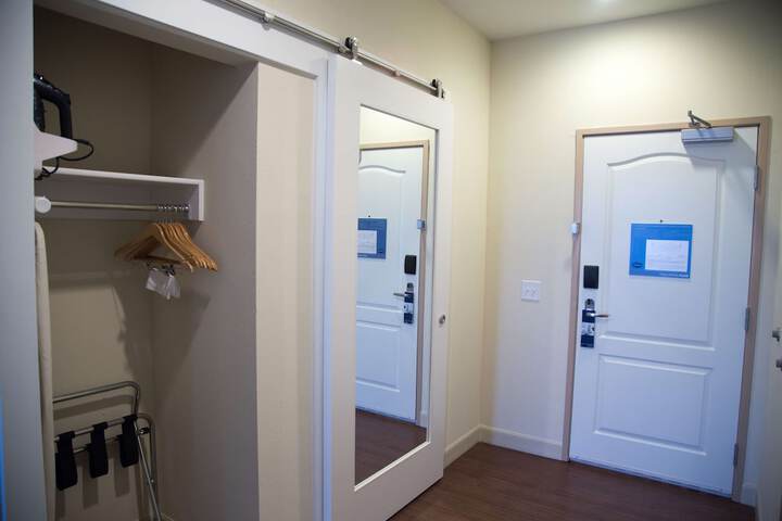 Room 18 of 49